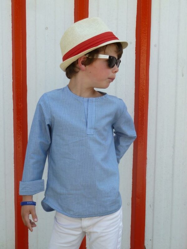 Chemise élégante pour enfant – Style classique